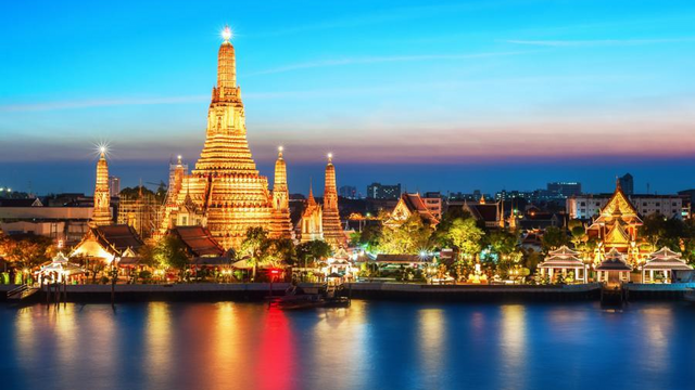 Goldener Tempel in Bangkok, Thailand Rundreisen