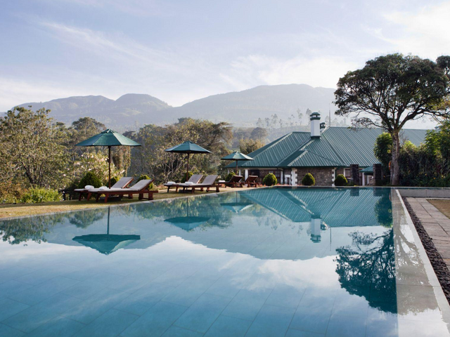 Pool des Ceylon Tea Trails Hotel, Hatton, Sri Lanka Reise